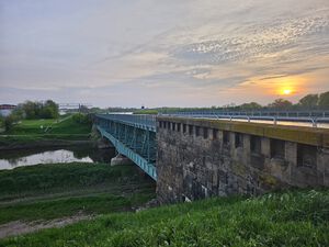 Flussbrücke